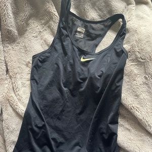 Nike Pro Mesh Women's Tank